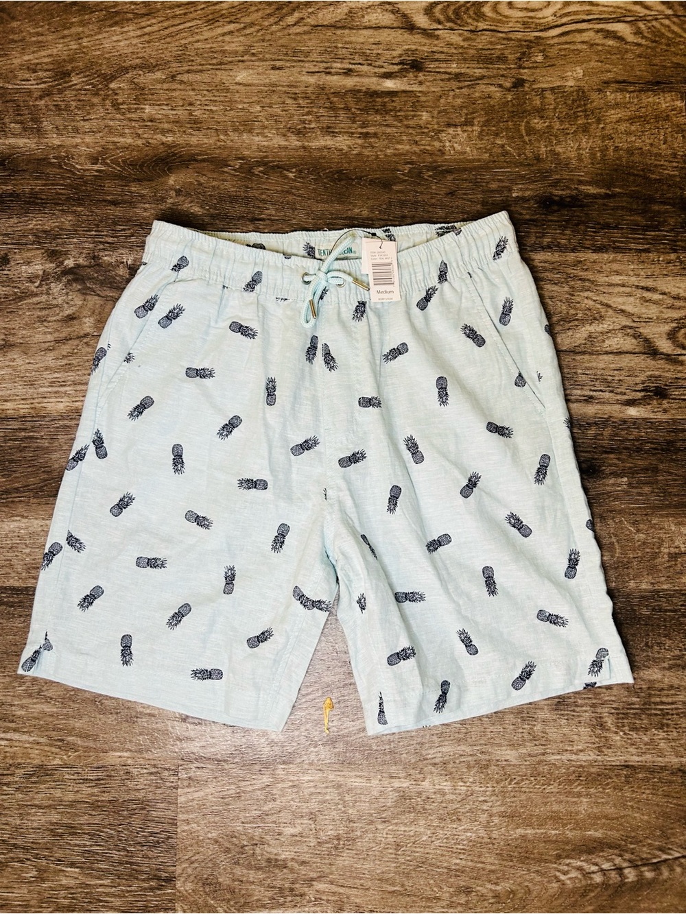 Mint Pineapple-Print Men's Swim Trunks